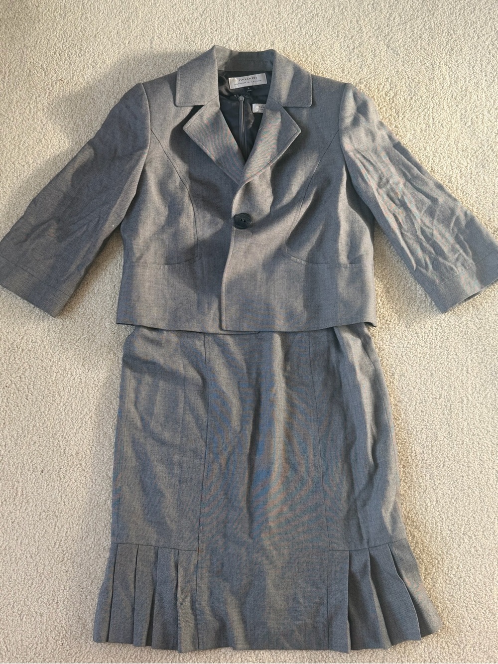 Tahari Women’s Formal Gray 2 Piece Blazer & Dress Set Size 6